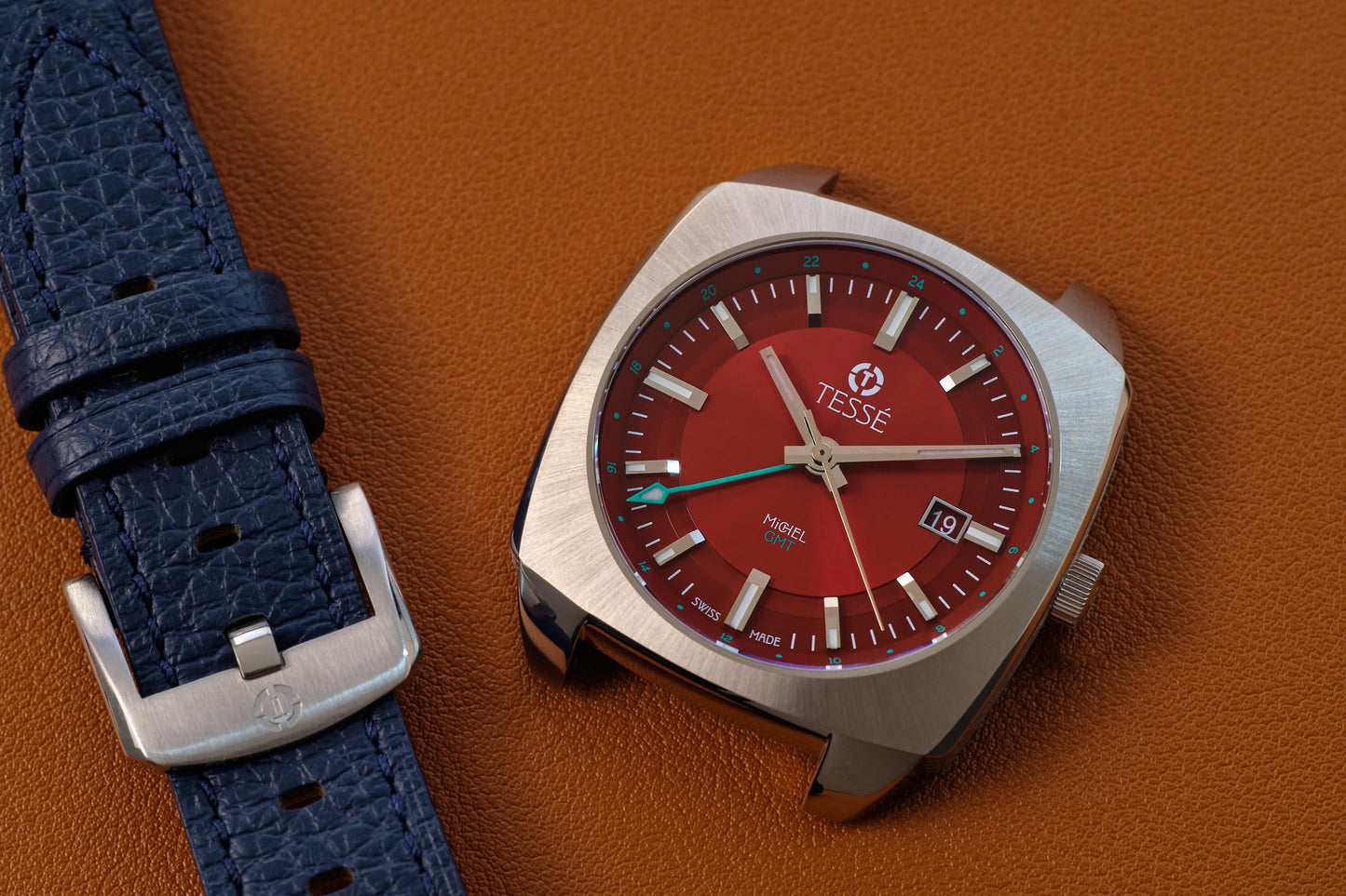 Michel GMT - Crimson drive