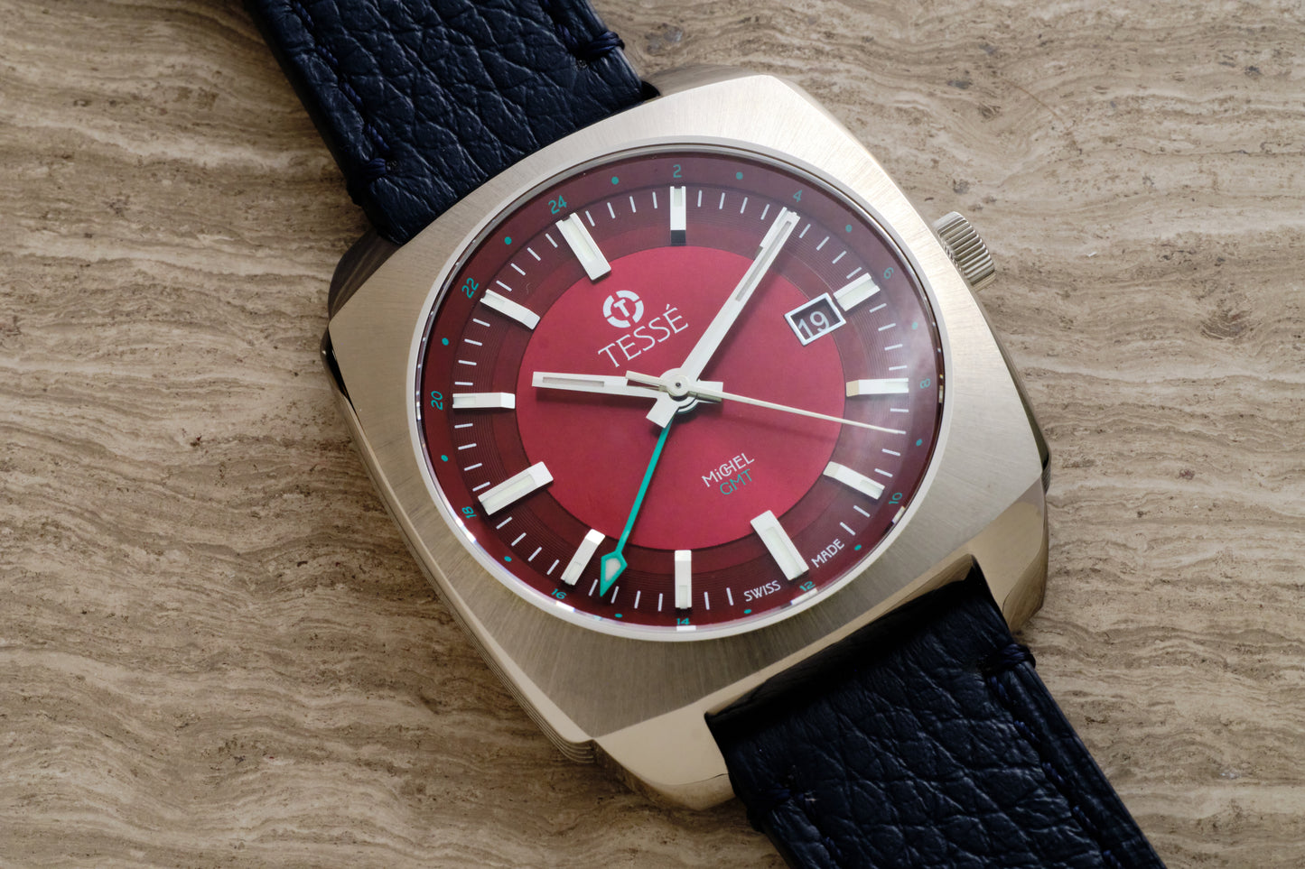Michel GMT - Crimson drive