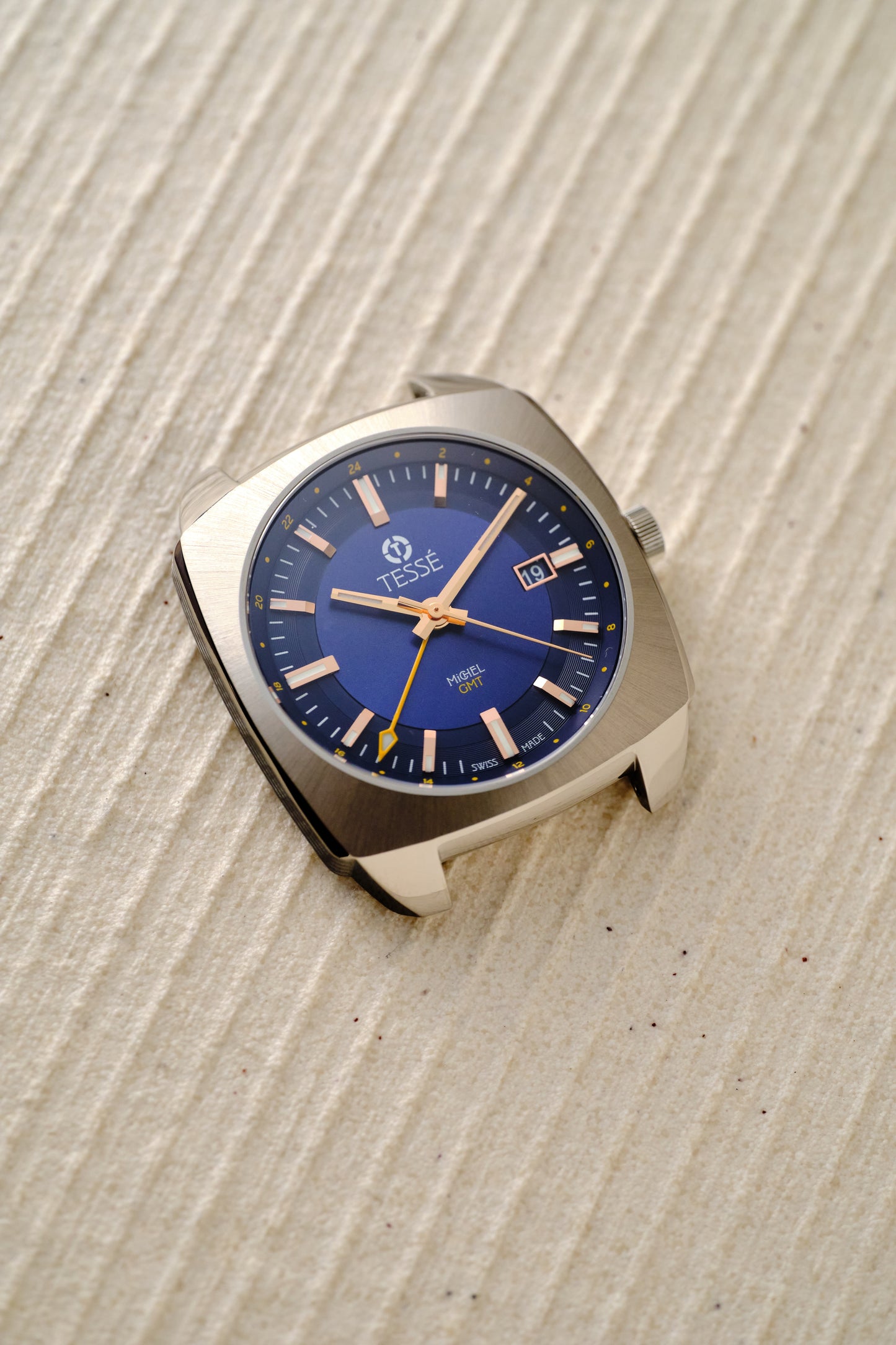 Michel GMT - Orangina Blue
