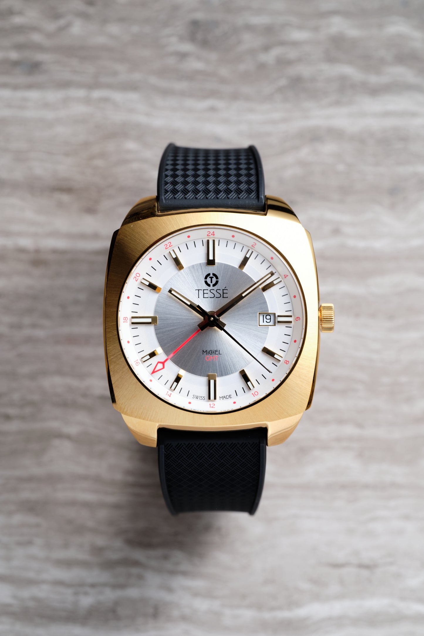 Michel - GMT - À - 001