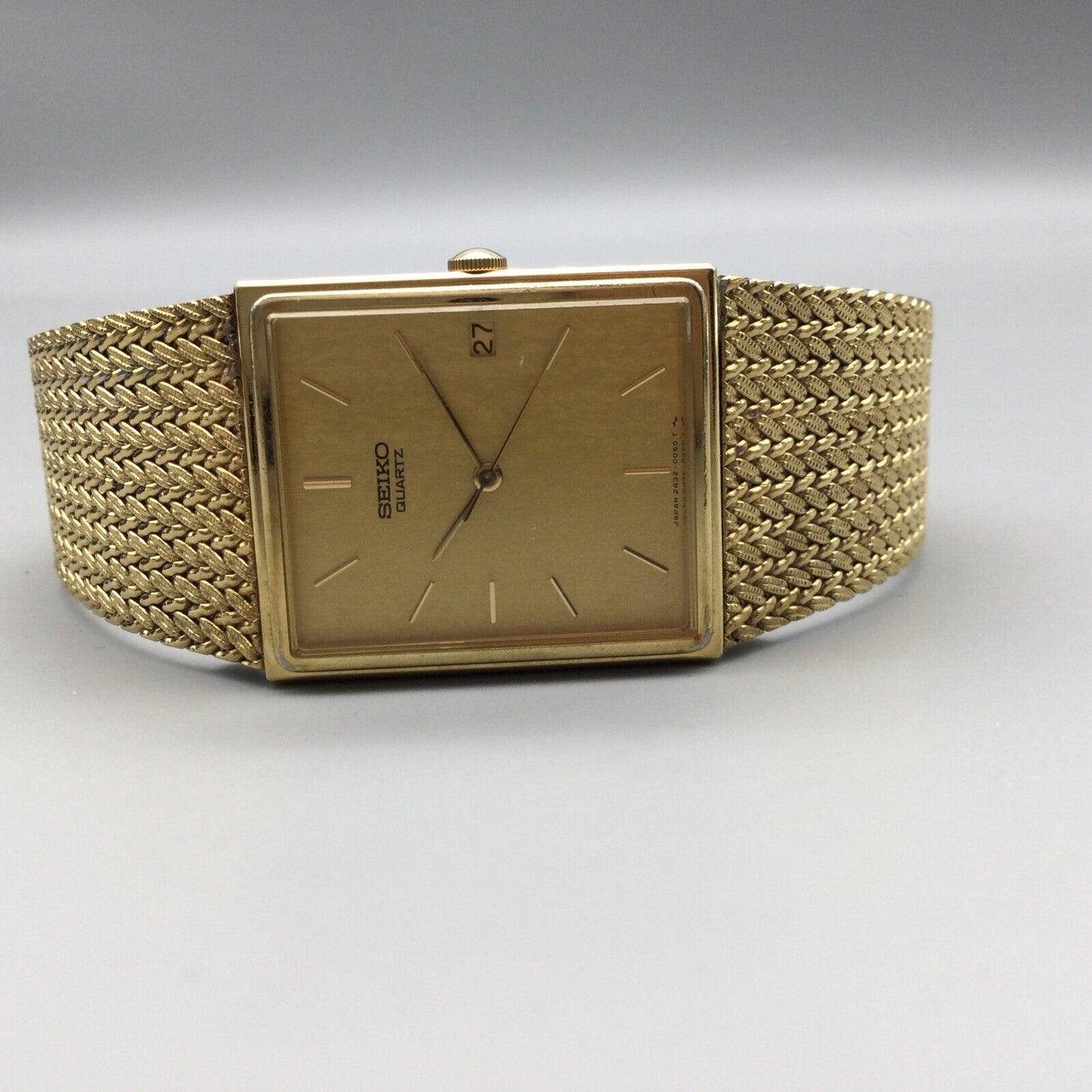 1974 - Seiko Gold Tank on Bracelet - Quartz